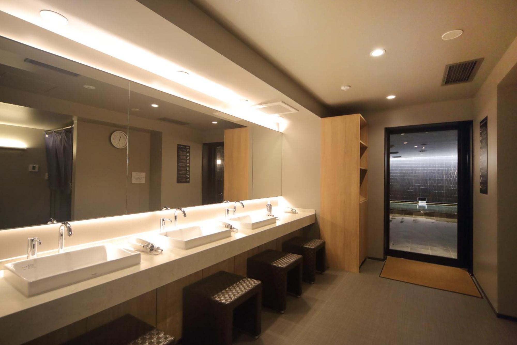 京都二条皇家花园坎瓦斯酒店 4* 京都